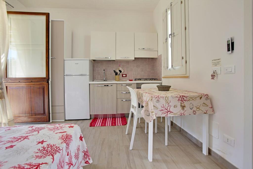 Casa Vacanze Senia Del Rais 法维尼亚纳 外观 照片