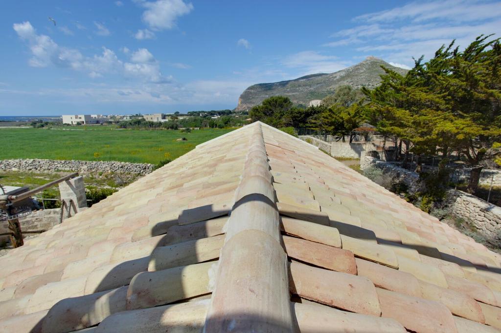 Casa Vacanze Senia Del Rais 法维尼亚纳 外观 照片