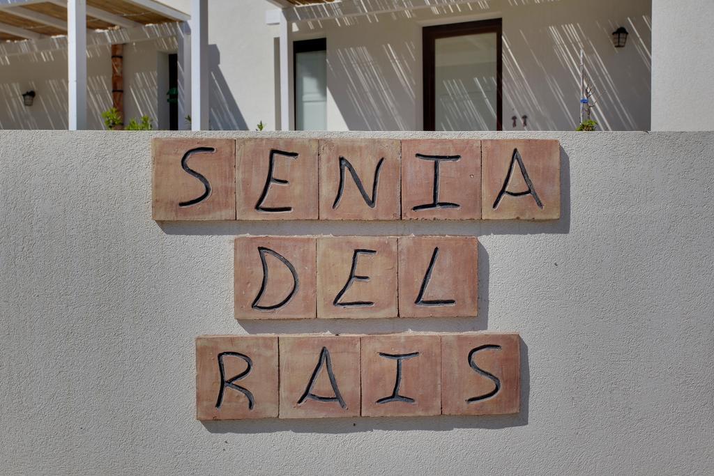 Casa Vacanze Senia Del Rais 法维尼亚纳 外观 照片